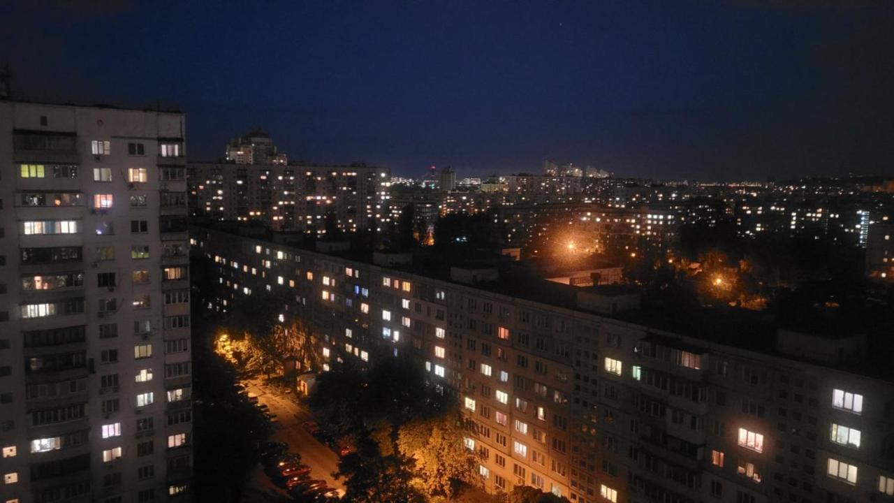 Чудова Квартира Для Відпочинку І Роботи На Оболоні Kiev Dış mekan fotoğraf