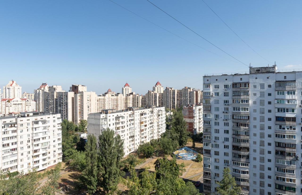 Чудова Квартира Для Відпочинку І Роботи На Оболоні Kiev Dış mekan fotoğraf